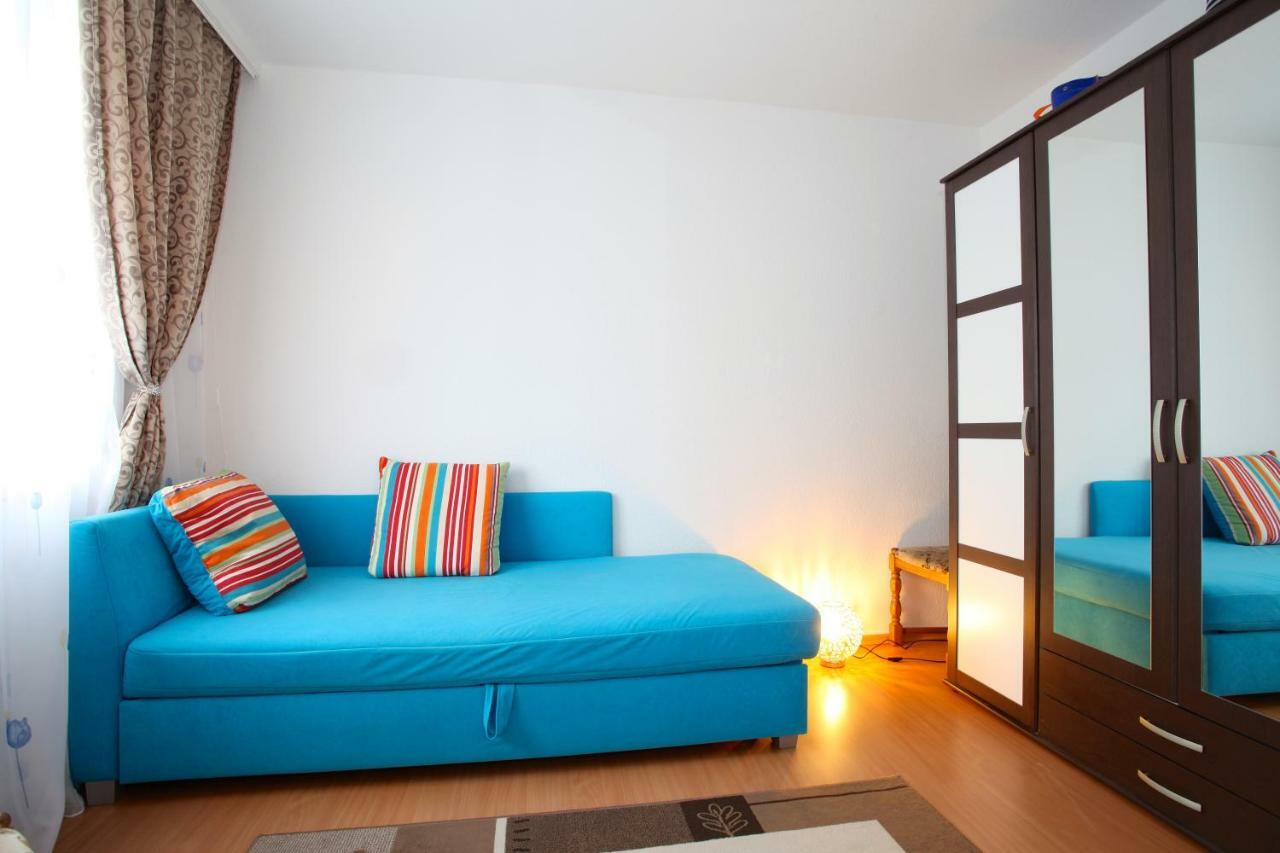 Homely Near Exhibition Center Apartment Hannover